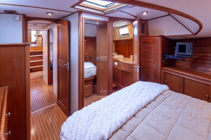 Slide: The Image of Master Stateroom - 32
