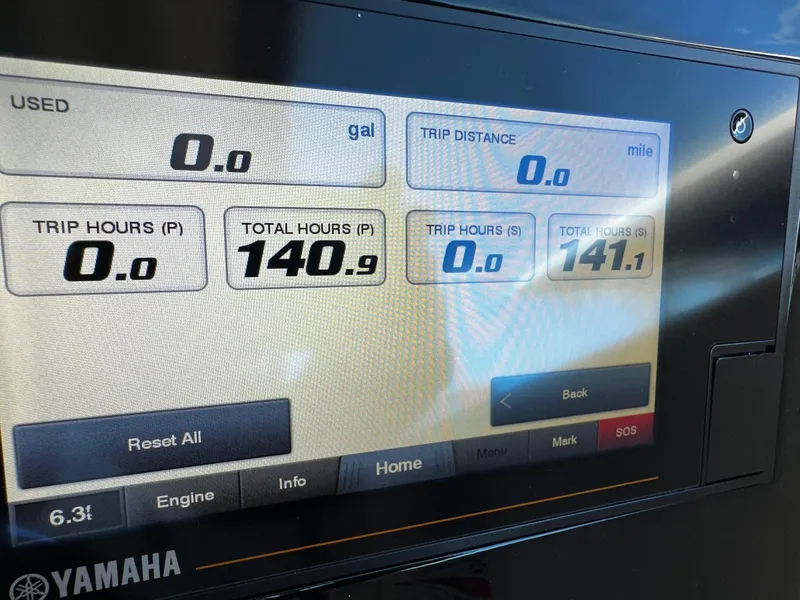 Slide: The Image of Yamaha engine display on 2022 Pursuit DC 295 Dual Console showing trip and total hours. - 6