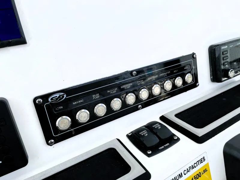 Slide: The Image of Sea Fox 248 Commander 2021 - 31