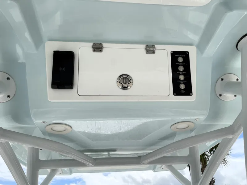 Slide: The Image of Sea Fox 248 Commander 2021 - 36