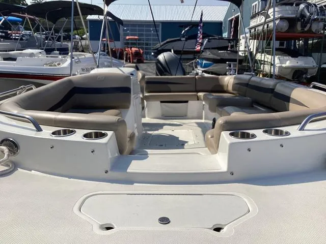 Slide: The Image of Hurricane SS201ob 2022 - 5