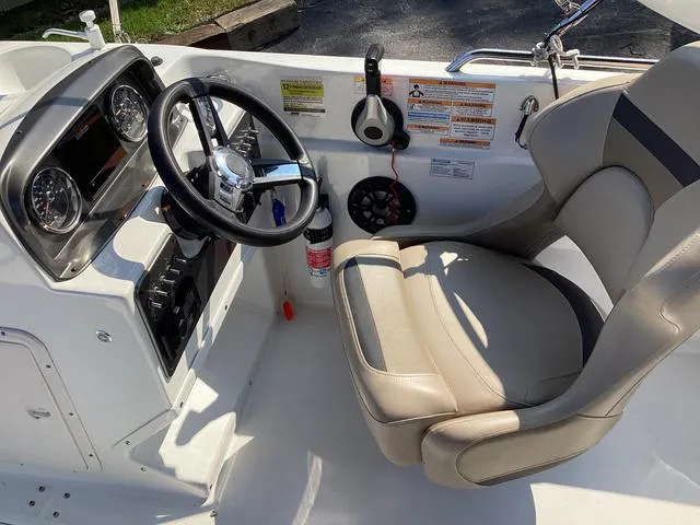 Slide: The Image of Hurricane SS201ob 2022 - 9