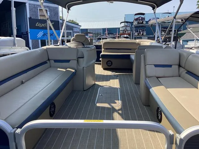 Slide: The Image of Godfrey Sweetwater 2286 C 2023 - 5