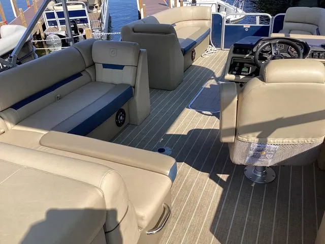 Slide: The Image of Godfrey Sweetwater 2286 C 2023 - 6