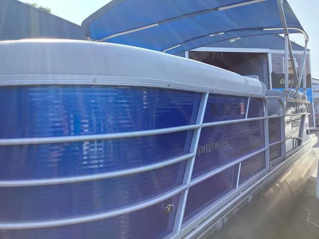 Slide: The Image of Godfrey SWEETWATER 2286 SB 2023 - 4