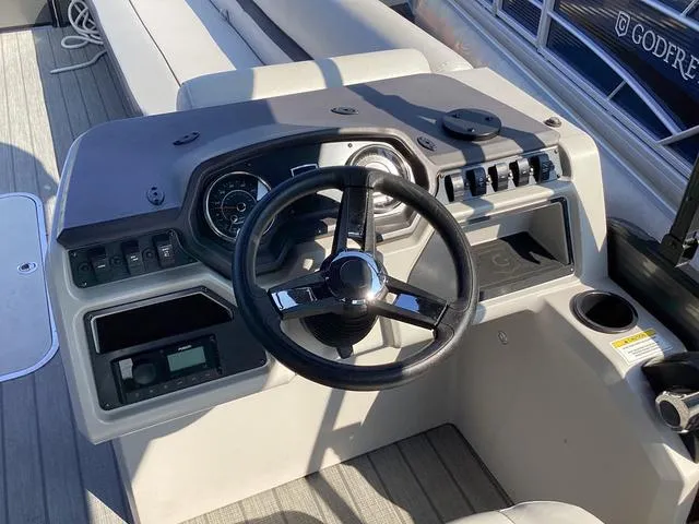 Slide: The Image of Godfrey Sweetwater 2486 C 2023 - 8