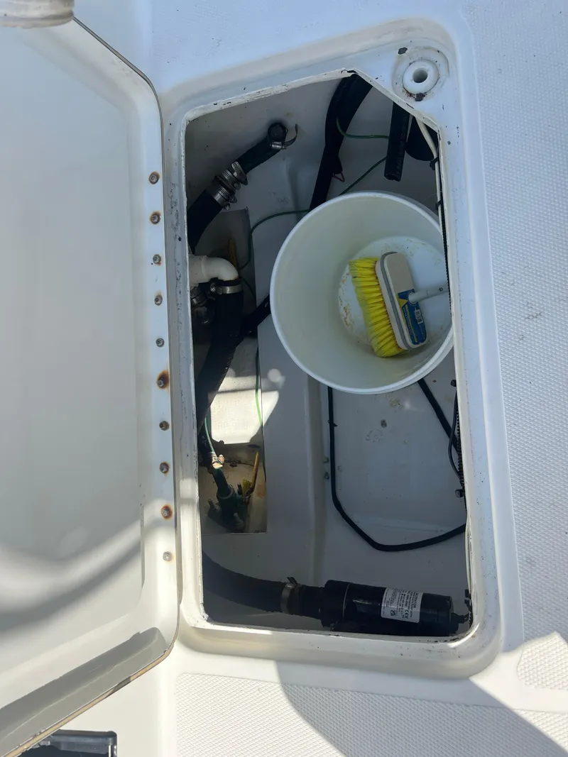 Slide: The Image of Triton 2895 CC 2003 - 32