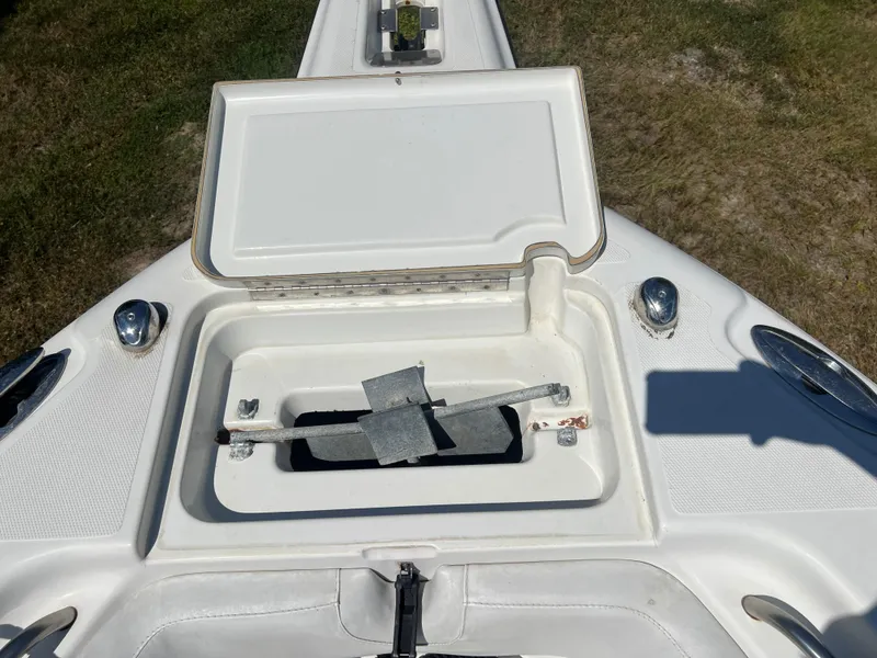 Slide: The Image of Triton 2895 CC 2003 - 34