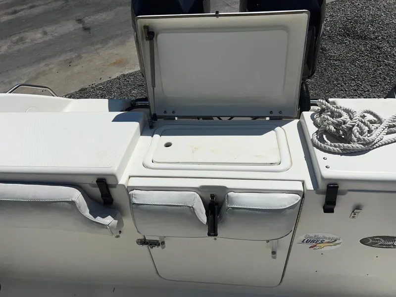 Slide: The Image of Triton 2895 CC 2003 - 44