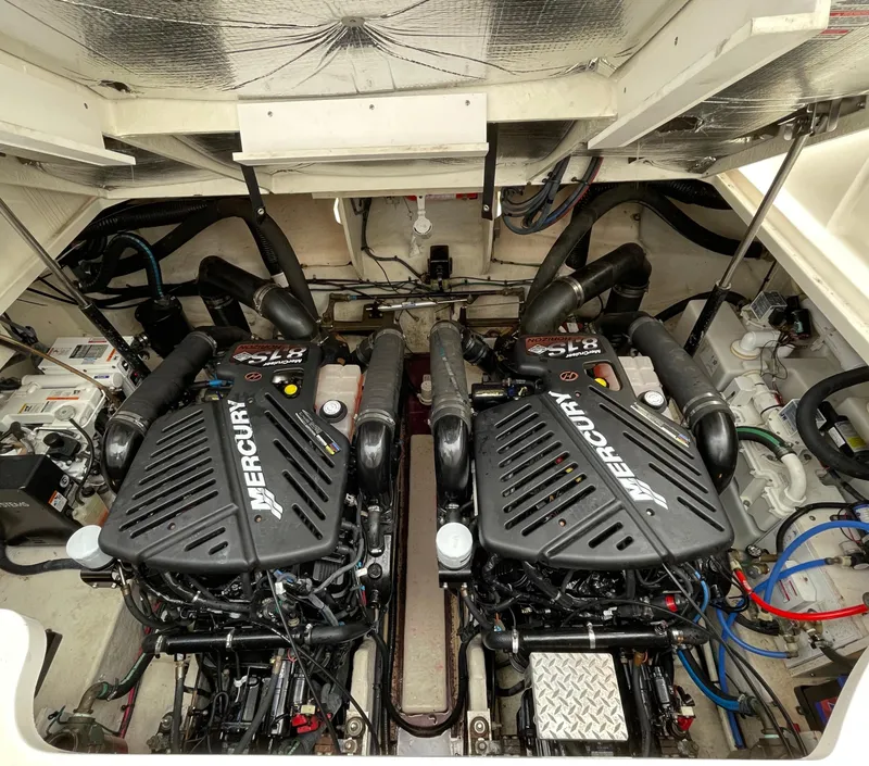 Slide: The Image of Sea Ray 340 Sundancer 2006 - 20