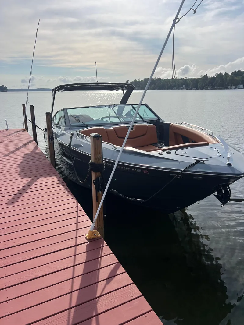 Slide: The Image of 2016 Cruisers Yachts 338 SOUTH BEACH docked on a sunny day. - 3