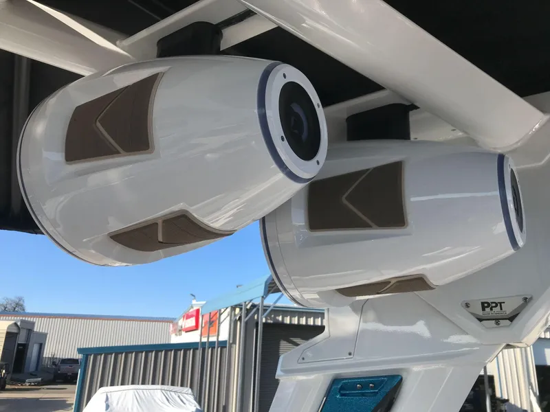 Ri245 Rear Centurion Ri245 2024 for Sale | MarineSource