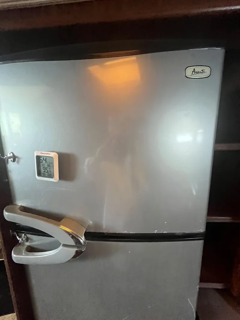 Slide: The Image of Hatteras 45 Convertible 1985 - 58