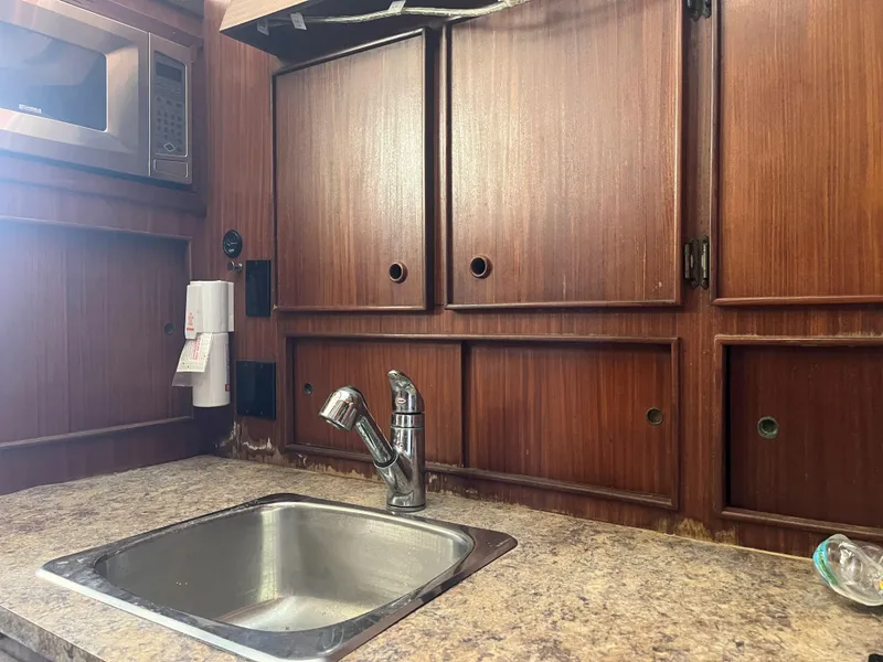 Slide: The Image of Hatteras 45 Convertible 1985 - 59