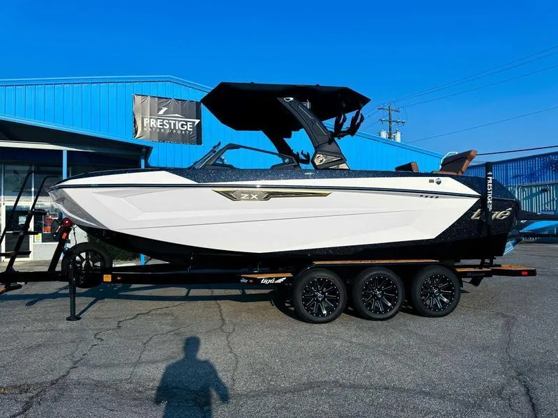 Tigé ULTRE 23ZX 2025 - Marine Source