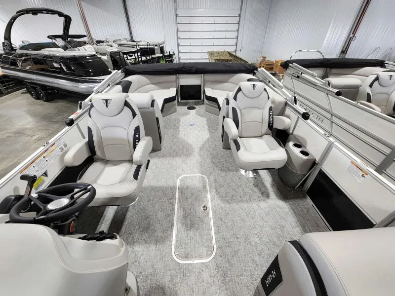 Slide: The Image of Trifecta 22RFLE275 2025 - 3