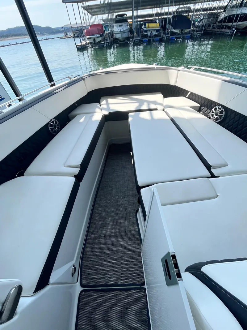 Slide: The Image of Monterey 378 Super Express 2018 - 85