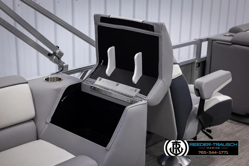 Slide: The Image of 2025 Avalon VEN QL boat interior with storage compartment and seating. - 23