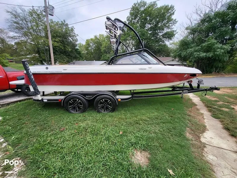 Slide: The Image of 2003 Tige 21I Type R for sale in Hot Springs National Park, AR - 41