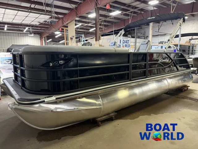 Slide: The Image of Bentley Pontoons Legacy 220 Swingback & Honda 4-Stroke EFI 2026 - 35