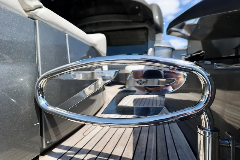 Slide: The Image of 72 PERSHING 2009 - 14