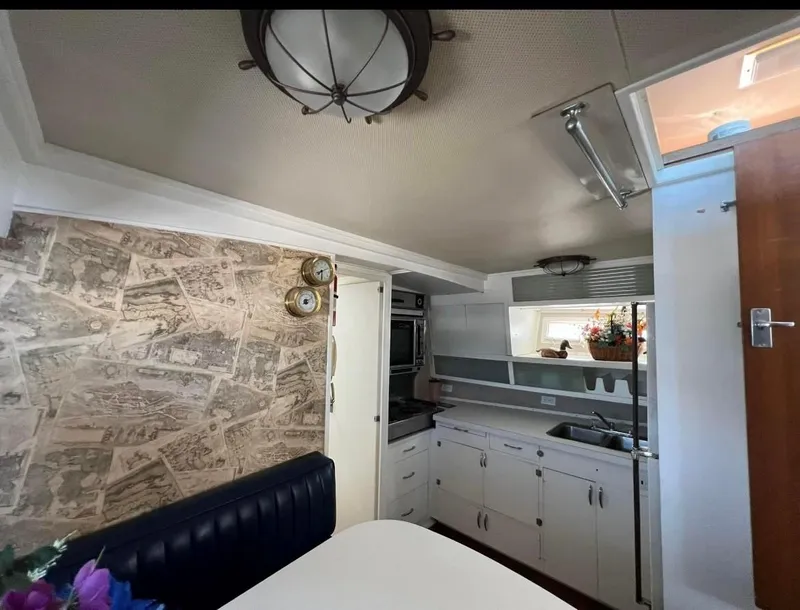 Slide: The Image of galley opposite dinette - 21