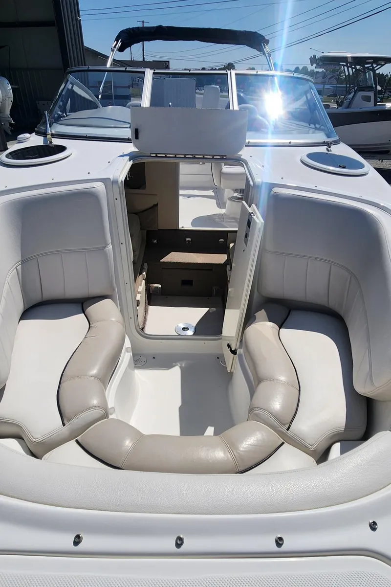 Slide: The Image of Ebbtide 2700 Cuddy Bow Rider 2009 - 12