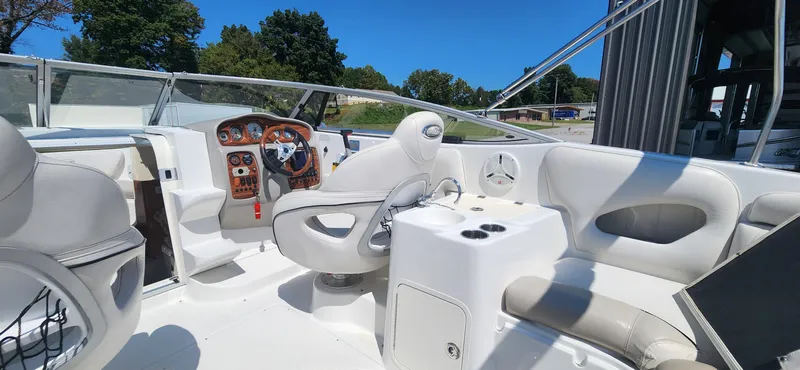 Slide: The Image of Ebbtide 2700 Cuddy Bow Rider 2009 - 7