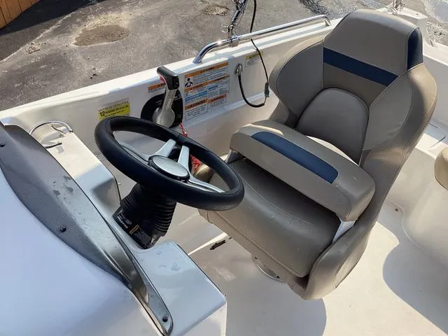 Slide: The Image of Hurricane SS201ob 2023 - 10