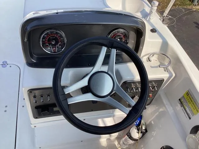 Slide: The Image of Hurricane SS201ob 2023 - 8