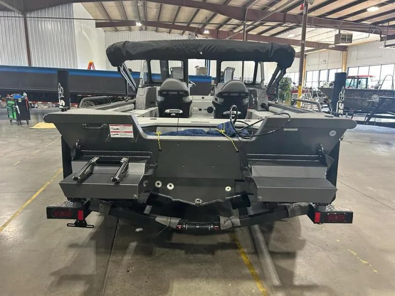 Slide: The Image of SeaArk EasyCat 2025 - 12