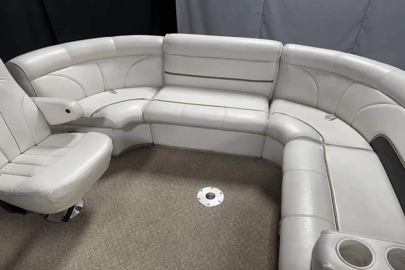 Slide: The Image of Premier 250 Grand Majestic 2006 - 27
