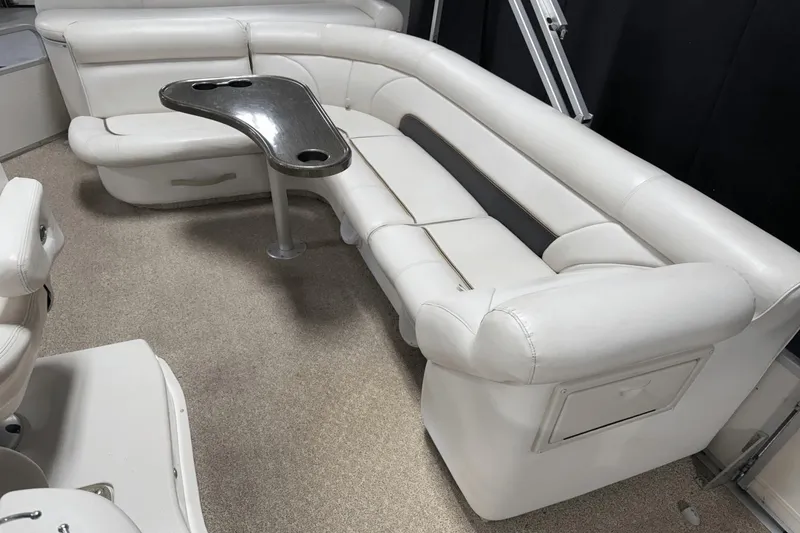 Slide: The Image of Premier 250 Grand Majestic 2006 - 39