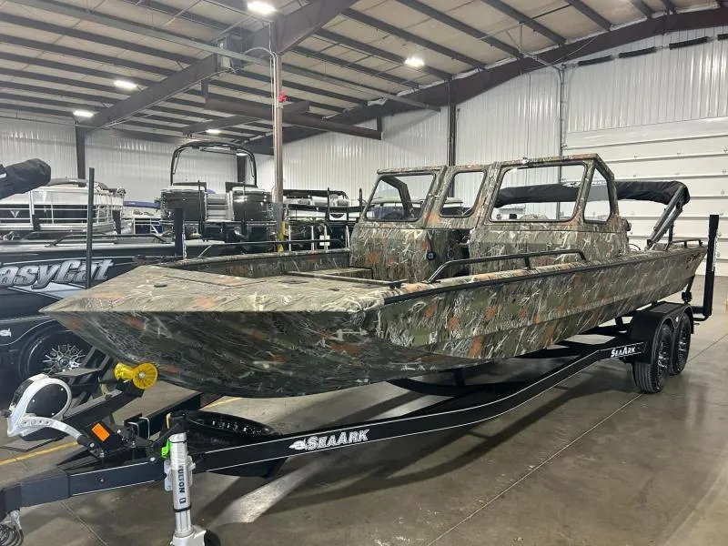 Slide: The Image of SeaArk ProCat 240 2025 - 0