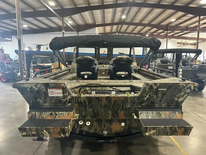 Slide: The Image of SeaArk ProCat 240 2025 - 11