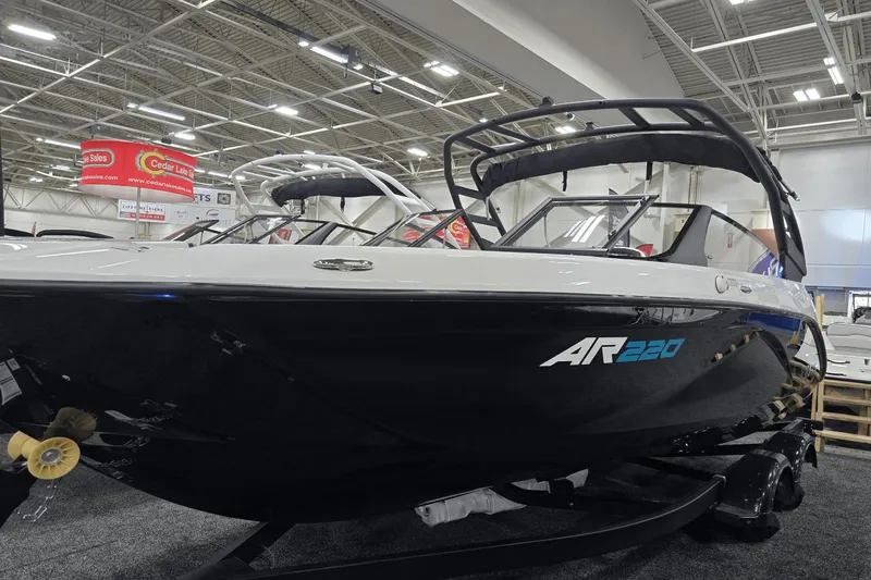 The Image of Yamaha AR220 2025 - 0