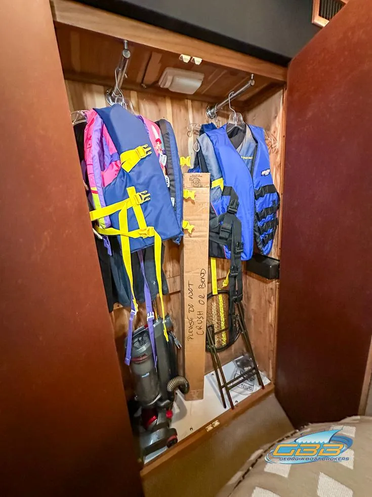 Slide: The Image of Carver 3807 Aft Cabin Motor Yacht 1989 - 55