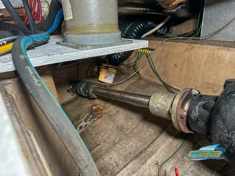 Slide: The Image of Carver 3807 Aft Cabin Motor Yacht 1989 - 64