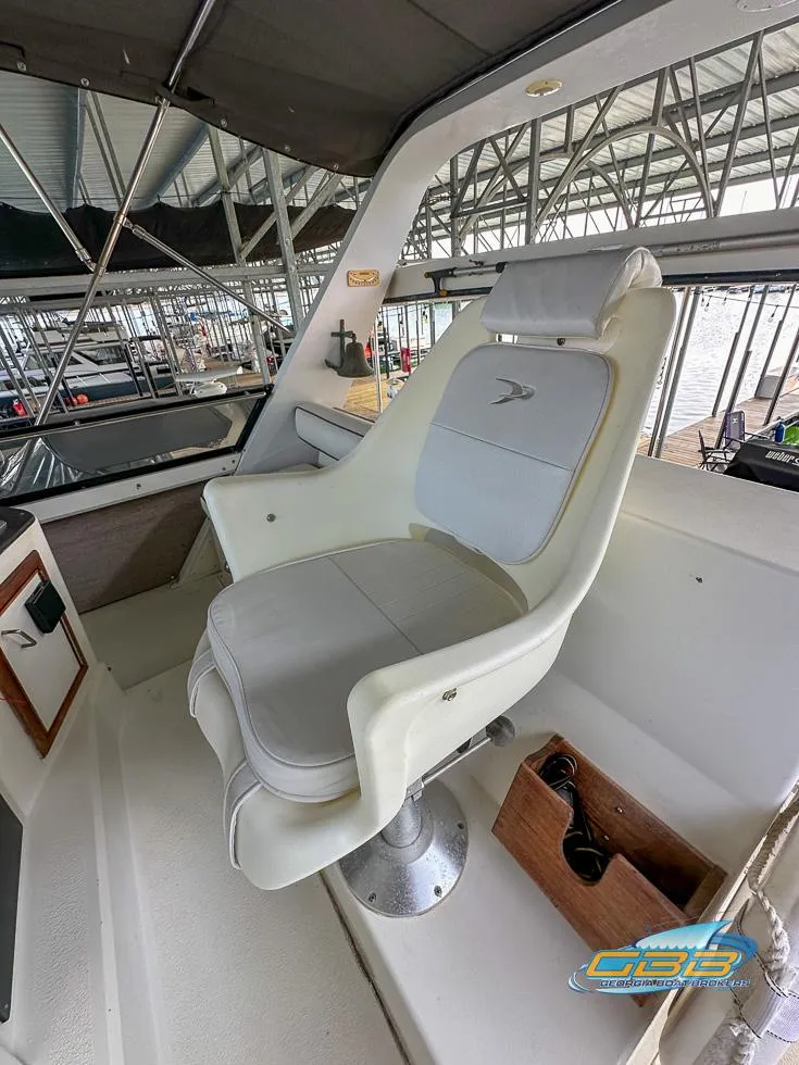 Slide: The Image of Carver 3807 Aft Cabin Motor Yacht 1989 - 73