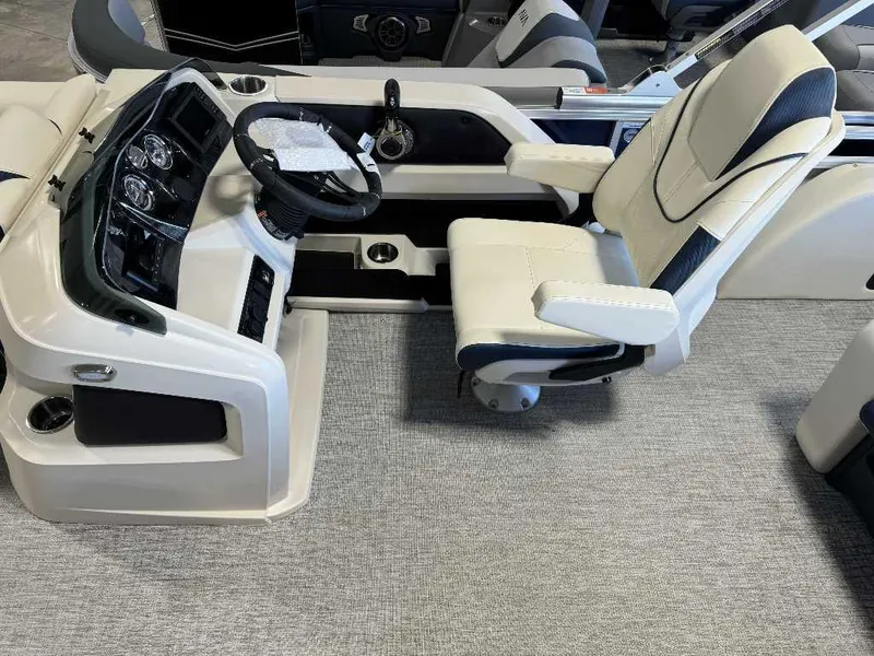 Slide: The Image of Avalon 23 LSZ VRL 2025 - 2