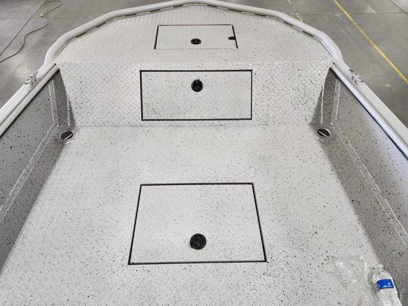 Slide: The Image of SeaArk Predator 300 2025 - 9