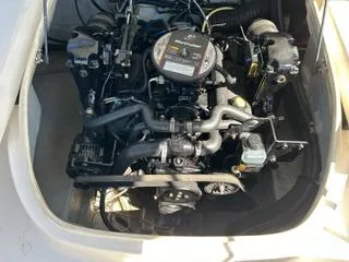 Slide: The Image of Remanufactured engine  w/2 Hrs. - 16