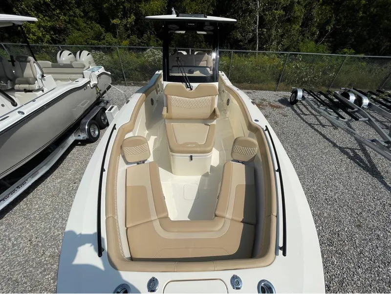 Slide: The Image of Scout 260 LXF 2025 - 23