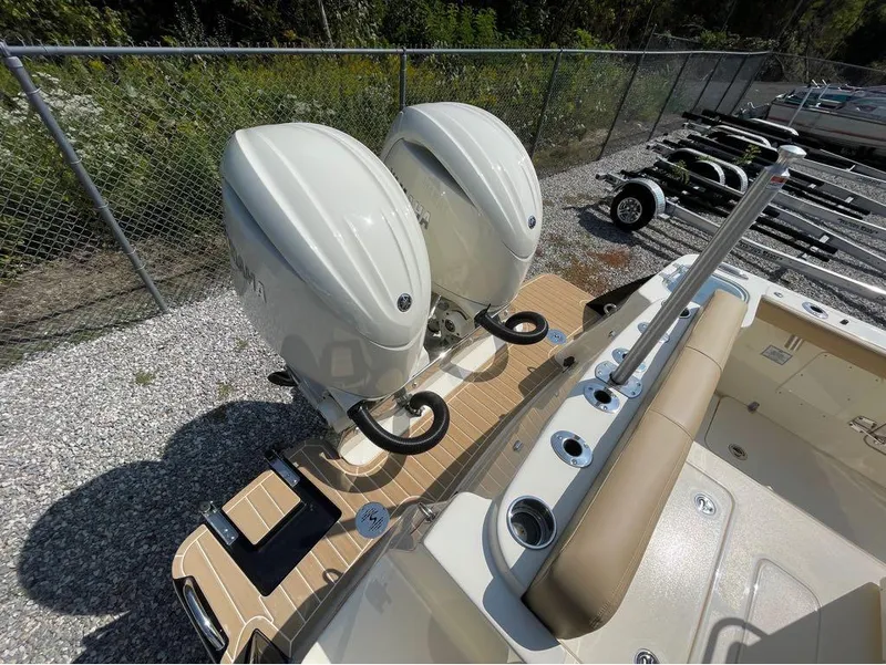 Slide: The Image of Scout 260 LXF 2025 - 24