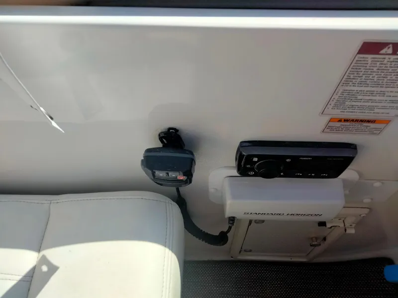 Slide: The Image of Interior view of 1999 Carver 530 Voyager Pilothouse. - 8