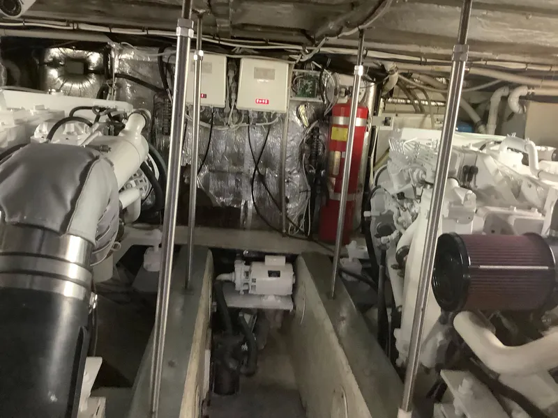 Slide: The Image of Engine room of 1999 Carver 530 Voyager Pilothouse. - 6