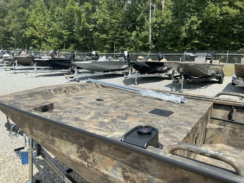 Slide: The Image of Excel Viper F4 1754 ECLIPSE JET 2025 - 5