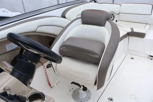 Slide: The Image of Yamaha 242 LTD S - Yacht Blue - Galv 2014 - 11