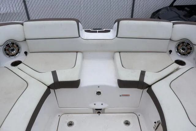 Slide: The Image of Yamaha 242 LTD S - Yacht Blue - Galv 2014 - 16