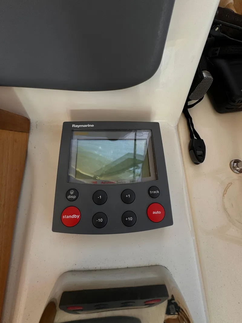 Slide: The Image of Raymarine navigation display on 2005 Sabre 38 yacht. - 25